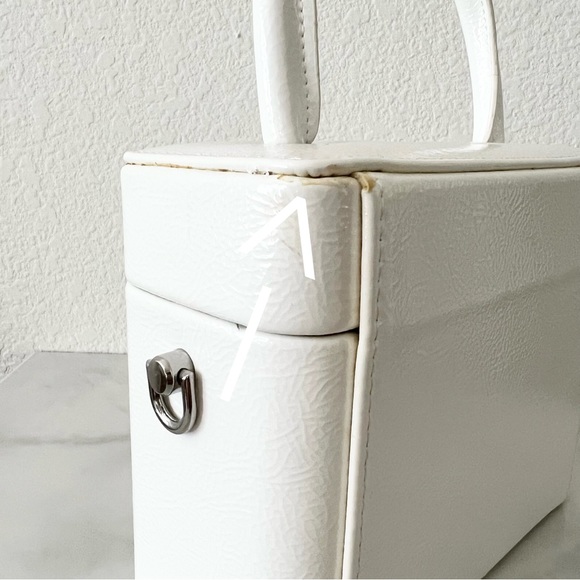 UO Urban Outfitters Estelle Crossbody Box Bag - Picture 5 of 8